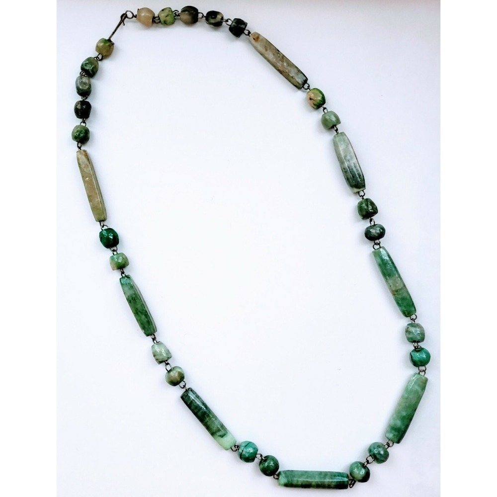 Vintage Green Stone Hippie Boho Necklace 23.5 Inches